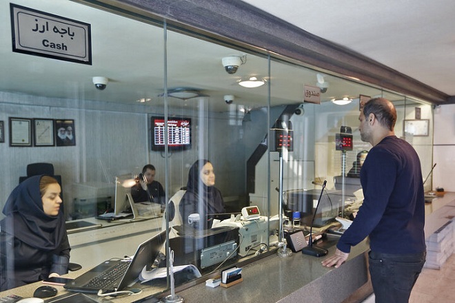 نرخ ارز کاهش بیشتری خواهد داشت نرخ ارز کاهش بیشتری خواهد داشت