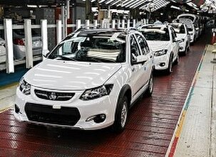 رکود بازار خودرو همچنان پابرجاست