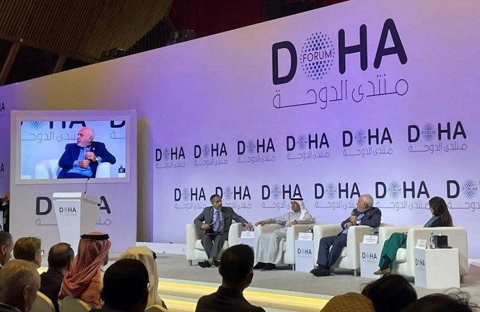 ایران همچنان ایستاده و به ایستادگی ادامه خواهد داد ایران همچنان ایستاده و به ایستادگی ادامه خواهد داد