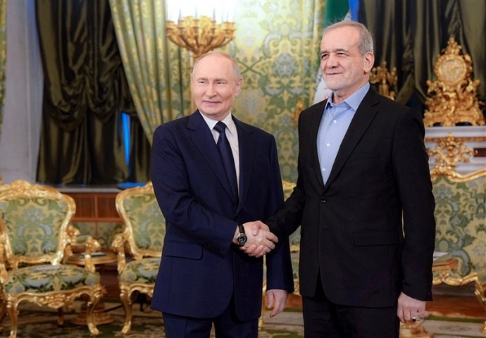 پزشکیان و پوتین در ترکمنستان دیدار می کنند پزشکیان و پوتین در ترکمنستان دیدار می کنند