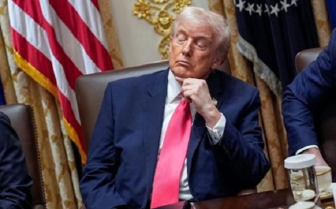 نفتکش توقیقی برای انتقال نقت تحریمی ایران و ونزوئلا به کار می رفت نفتکش توقیقی برای انتقال نقت تحریمی ایران و ونزوئلا به کار می رفت