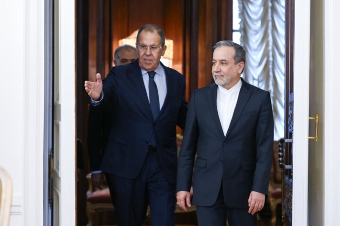 محور مذاکرات وزیران خارجه ایران و روسیه محور مذاکرات وزیران خارجه ایران و روسیه